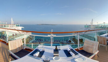 1549560690.8849_r816_P&O Cruises Ventura Exterior White Room Terrace.jpg